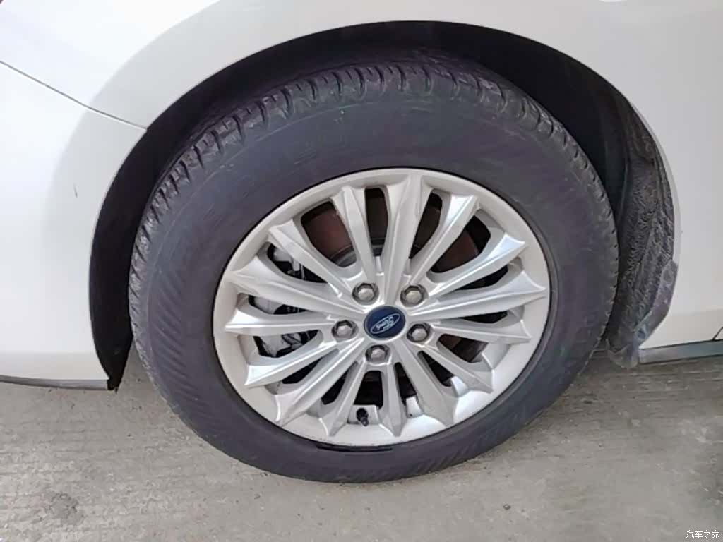Ford Focus, 2021 23