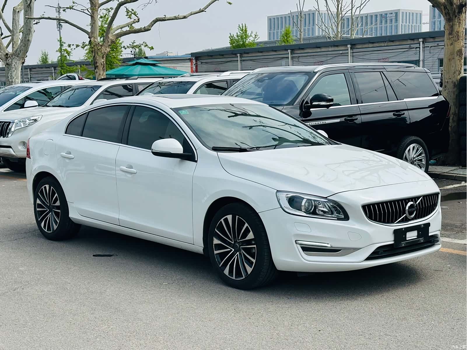 Volvo S60, 2019 3