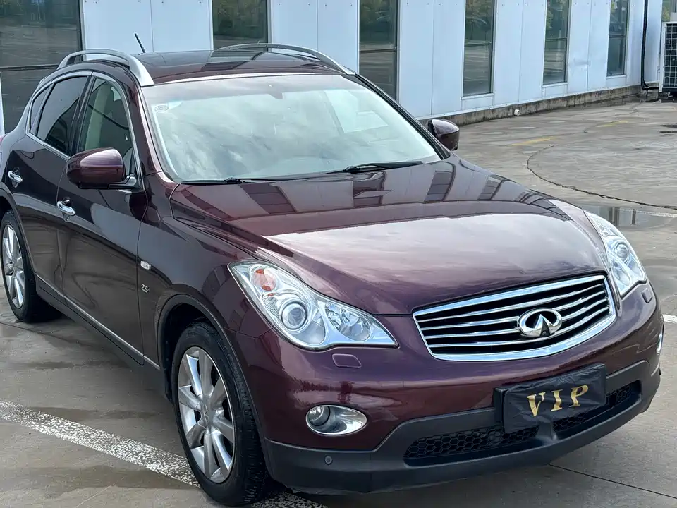 Infiniti QX50