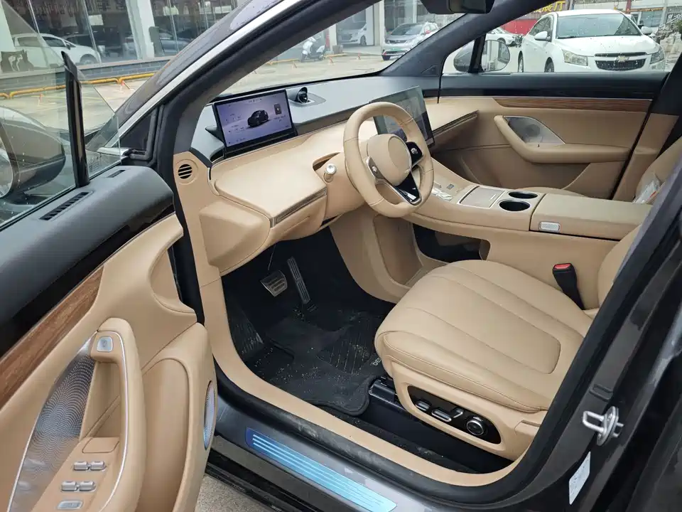 HarmonyOS Wisdom World R7