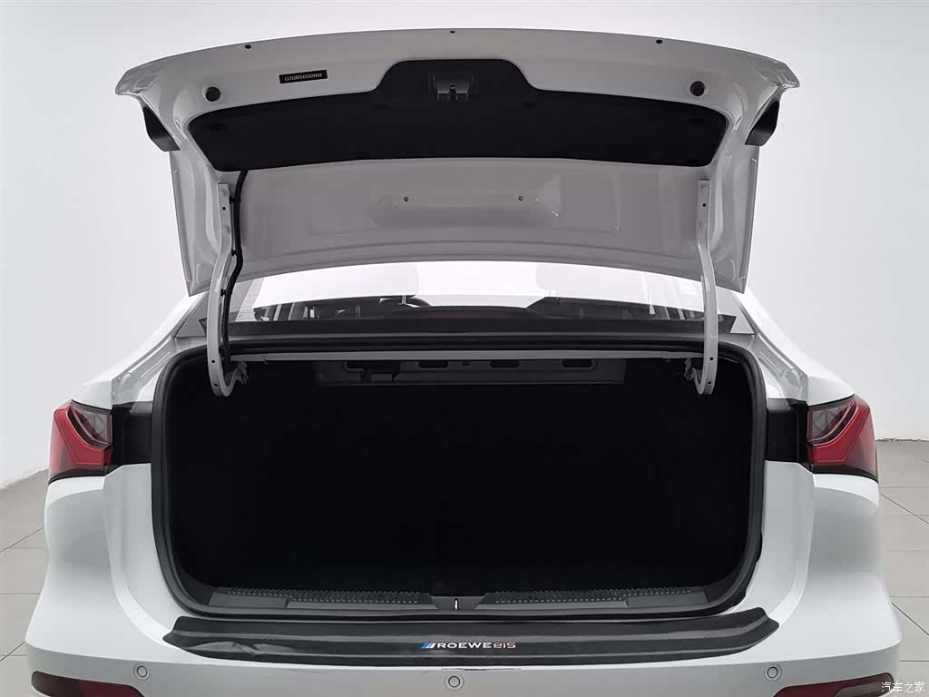 Roewe i5, 2025 16