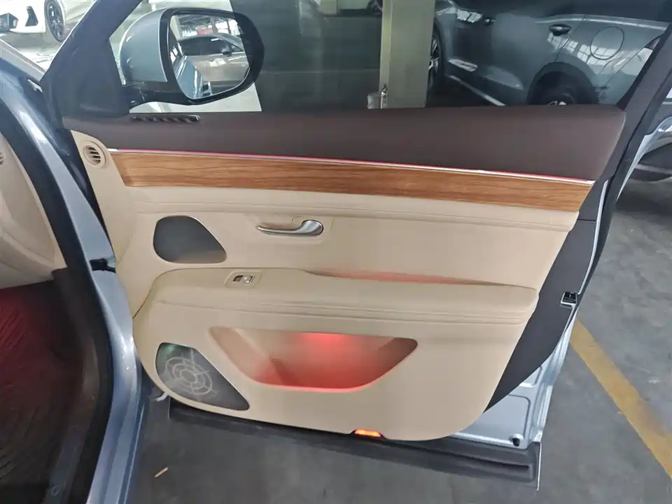 HarmonyOS Ask the world M7