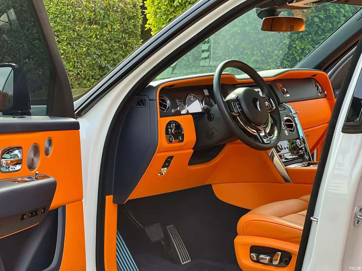 Rolls-Royce Cullinan, 2019 6