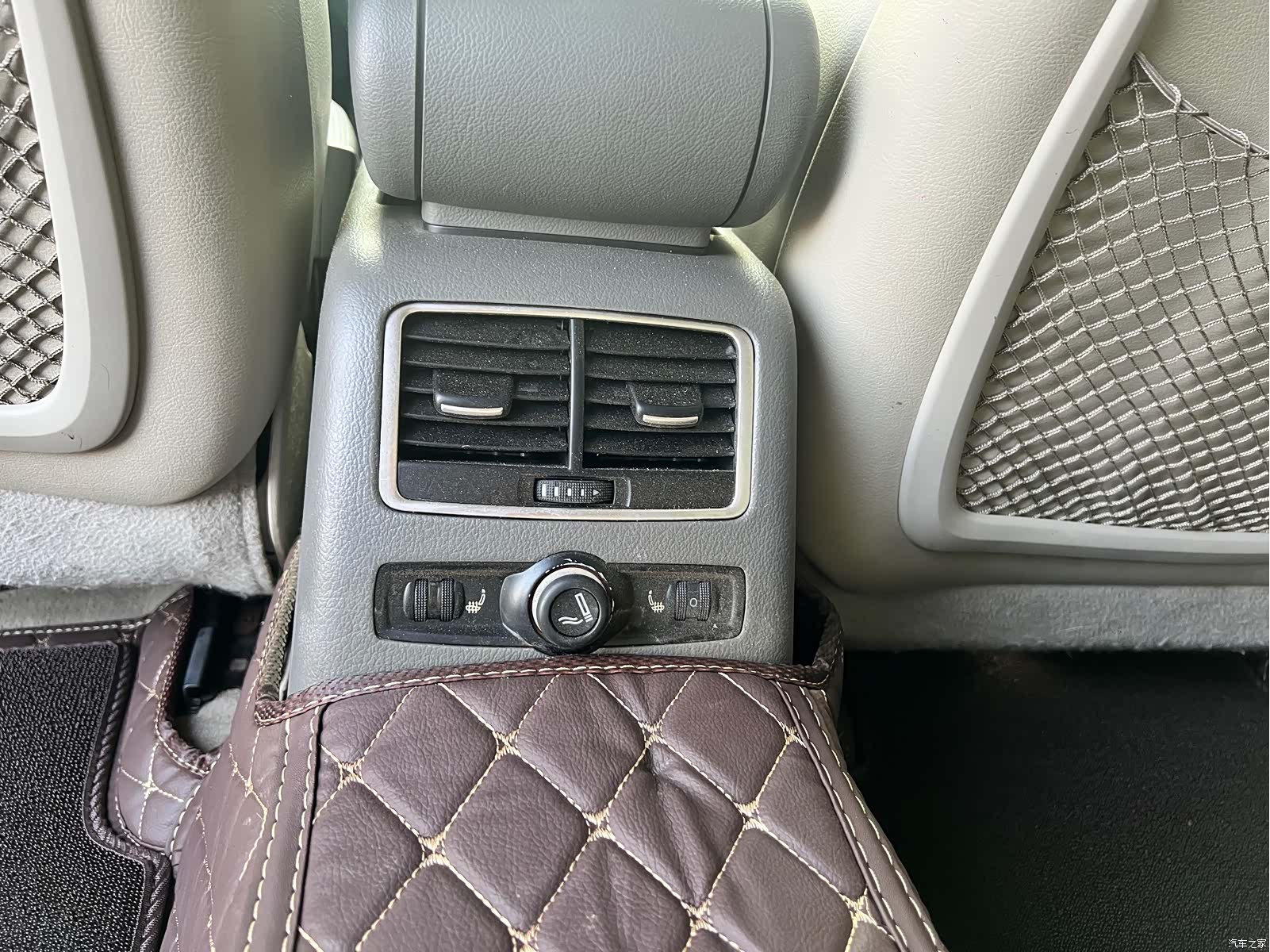Audi A6L, 2009 13