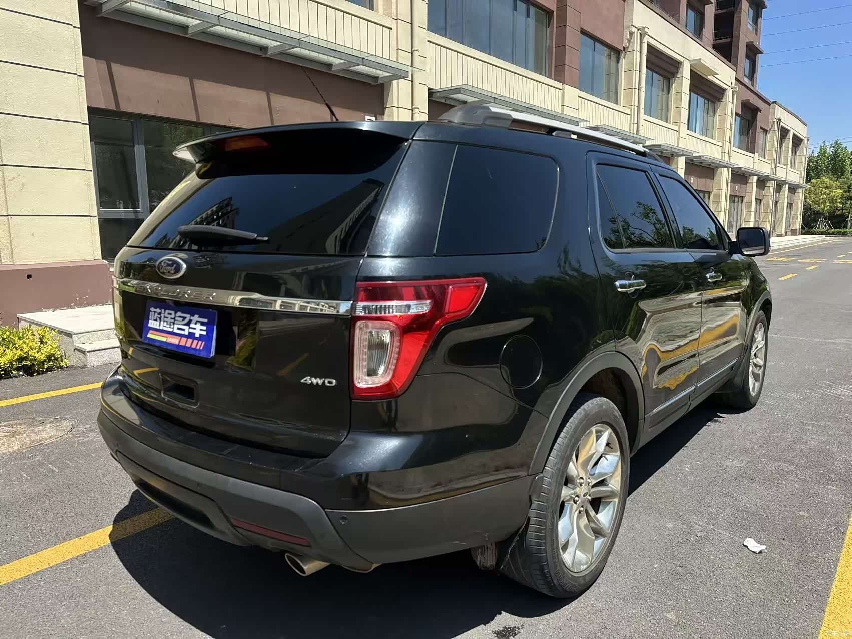 Ford Explorer, 2014 8