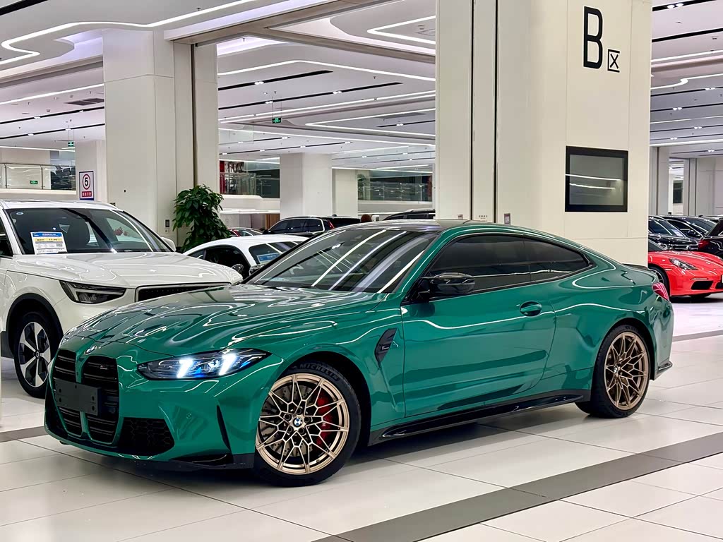 BMW M4