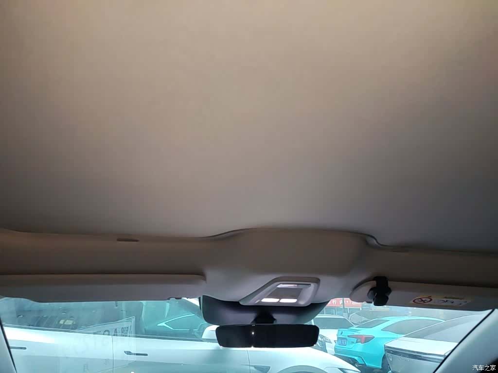 Xpeng Mona M03, 2025 14