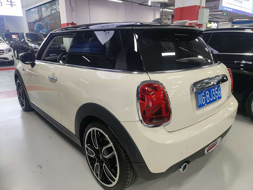 MINI MINI