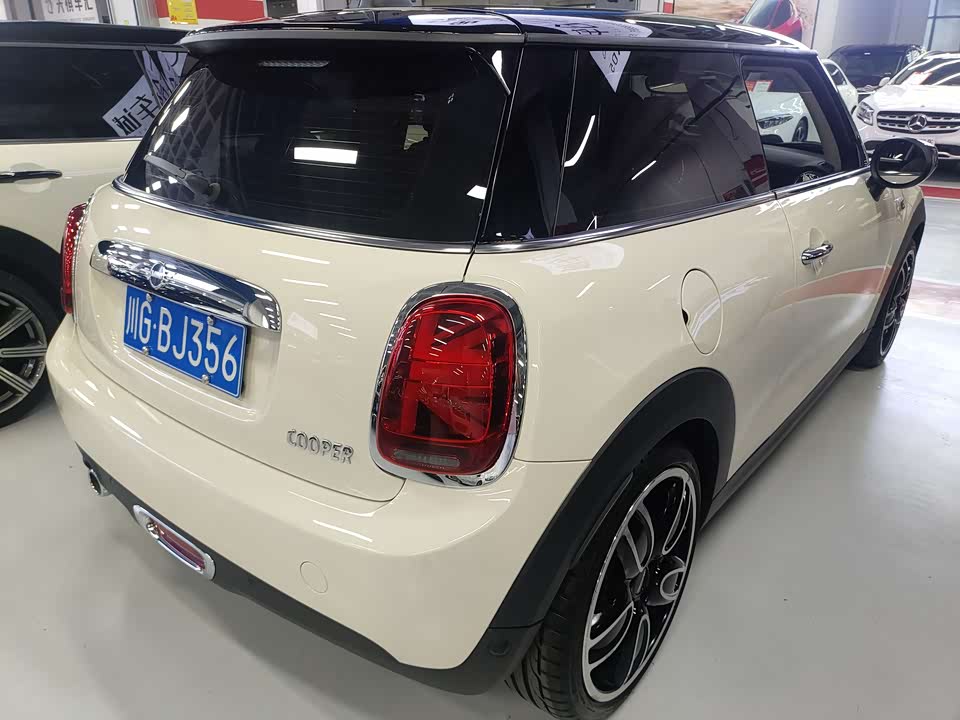 MINI MINI