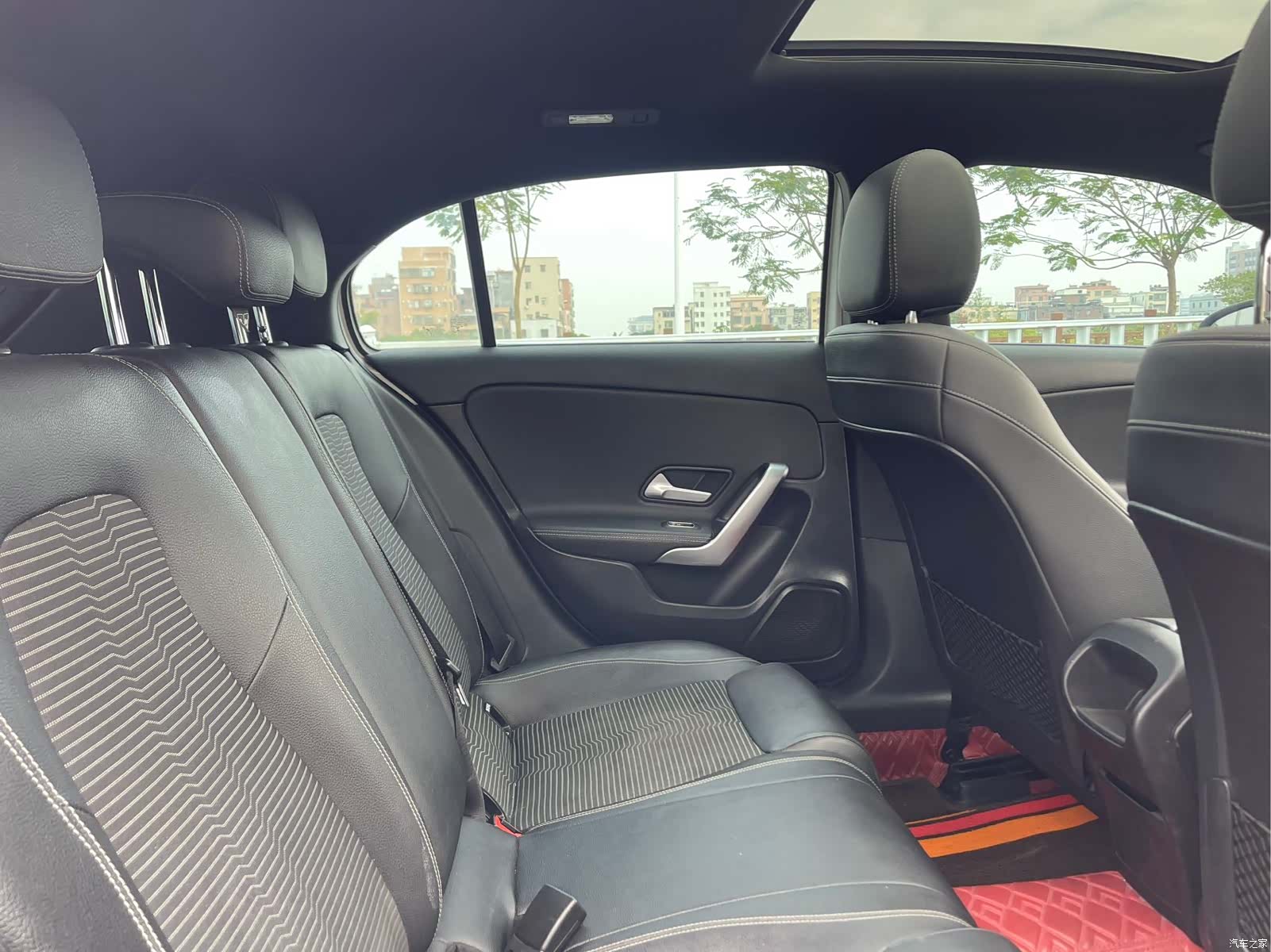 Mercedes-Benz A-Class, 2019 14