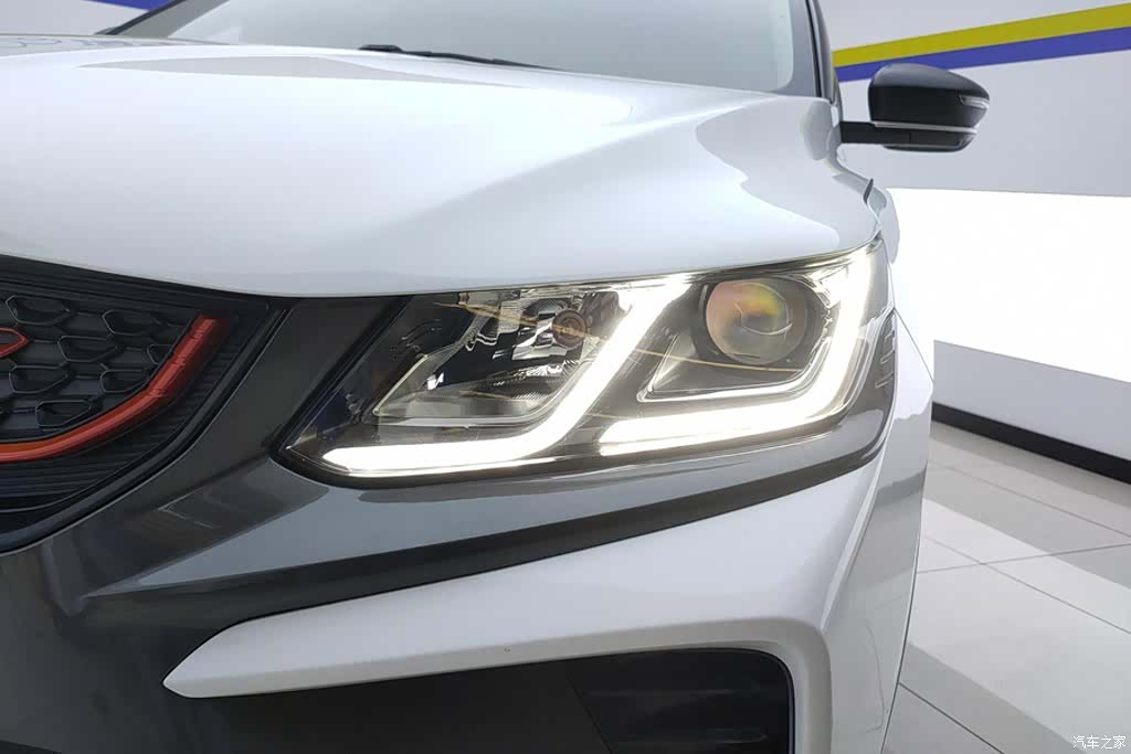 Geely Coolray, 2021 все фото