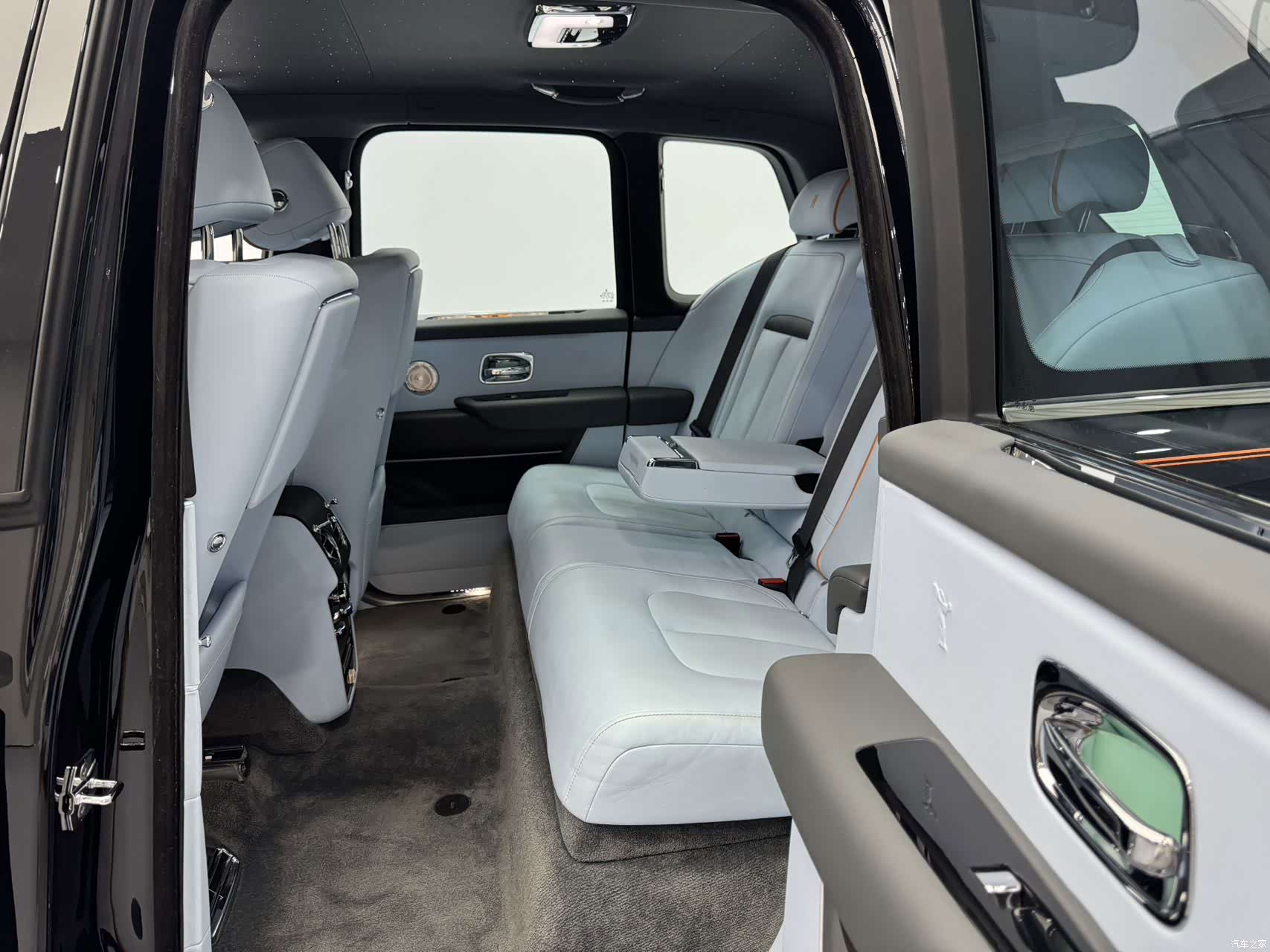 Rolls-Royce Cullinan, 2021 21