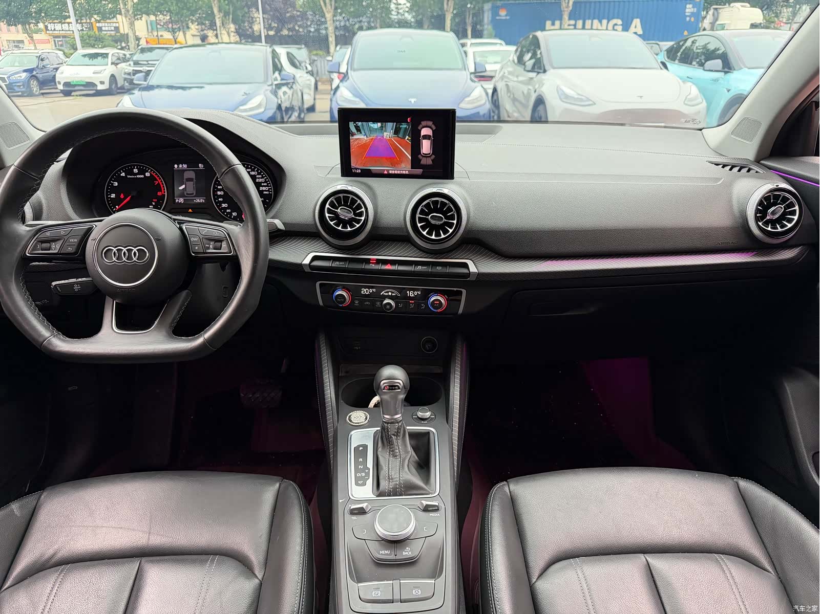 Audi Q2L, 2022 9