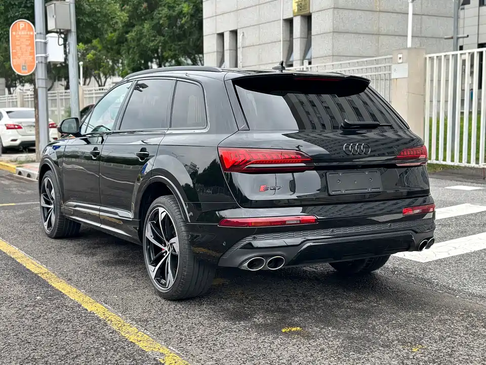 Audi SQ7