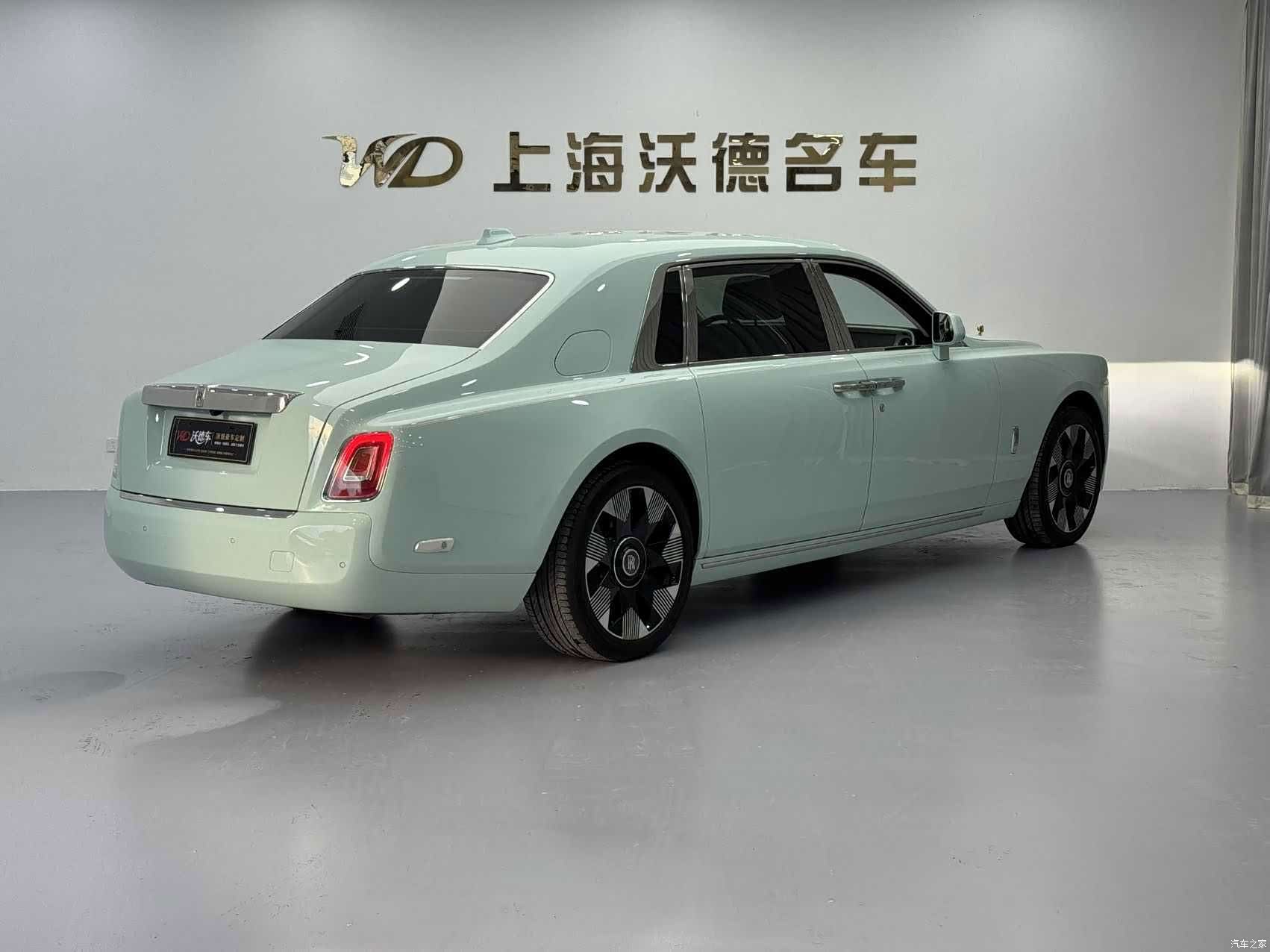 Rolls-Royce Phantom, 2024 6