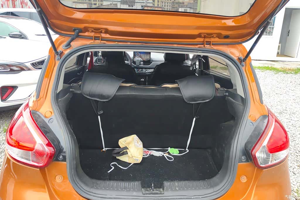 Wuling 310, 2017 4