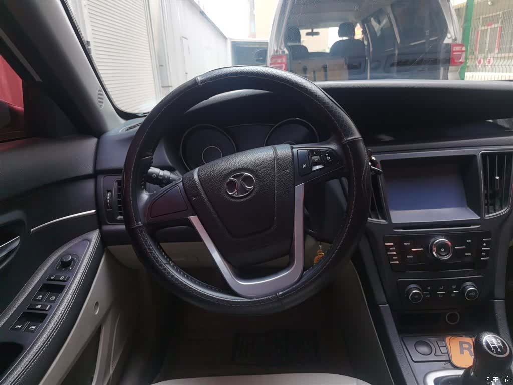 BAIC D50, 2015 11