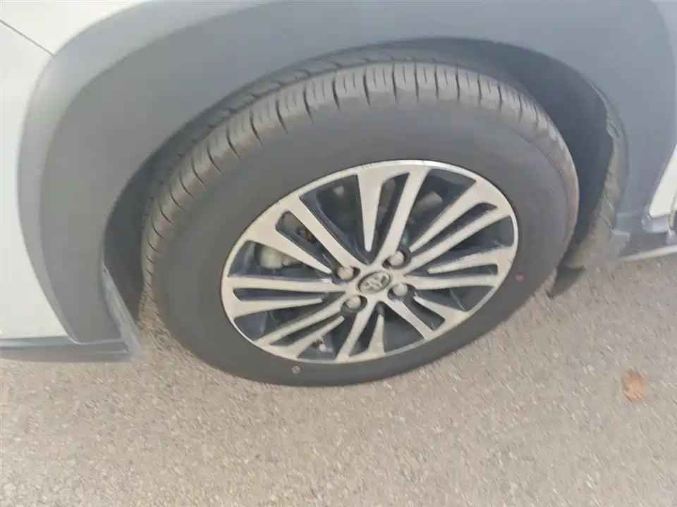 Toyota YARiS L Zhixuan