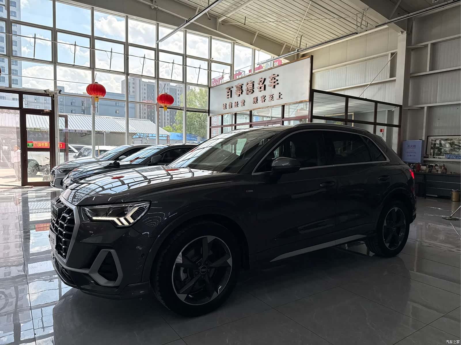 Audi Q3, 2022 1