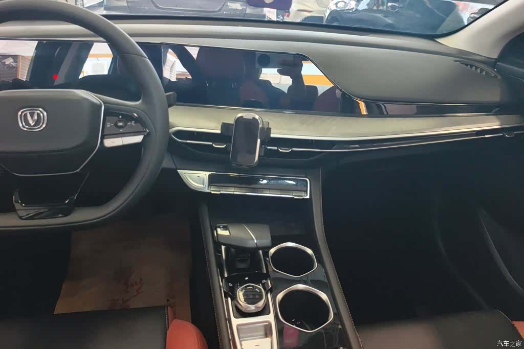 Changan Eado, 2022 13