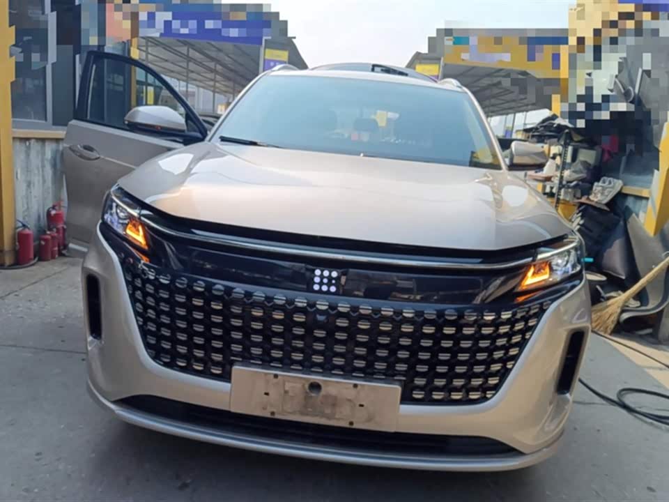 Landwind e5
