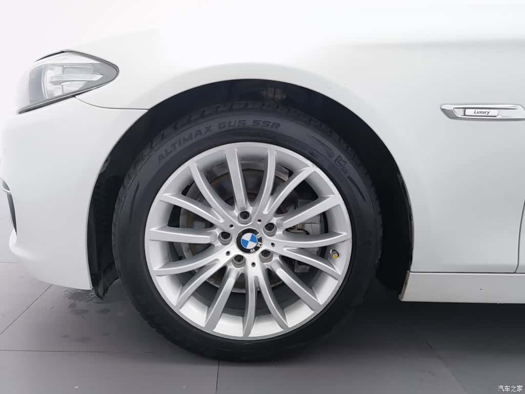 BMW 5 Series, 2015 17