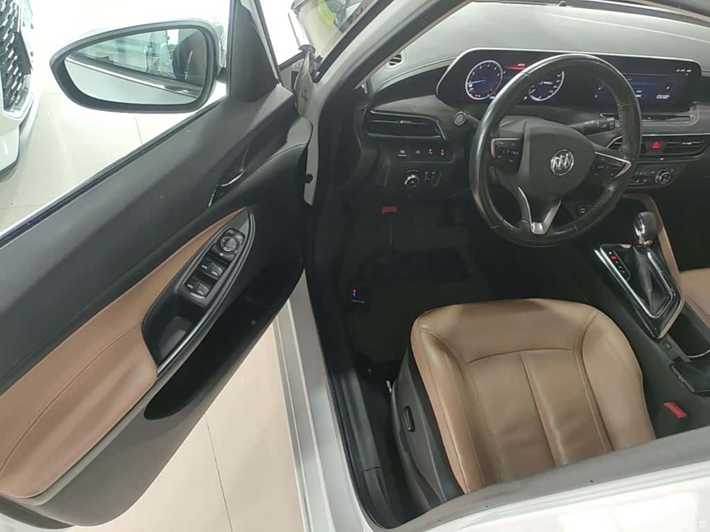 Buick GL6, 2021 16