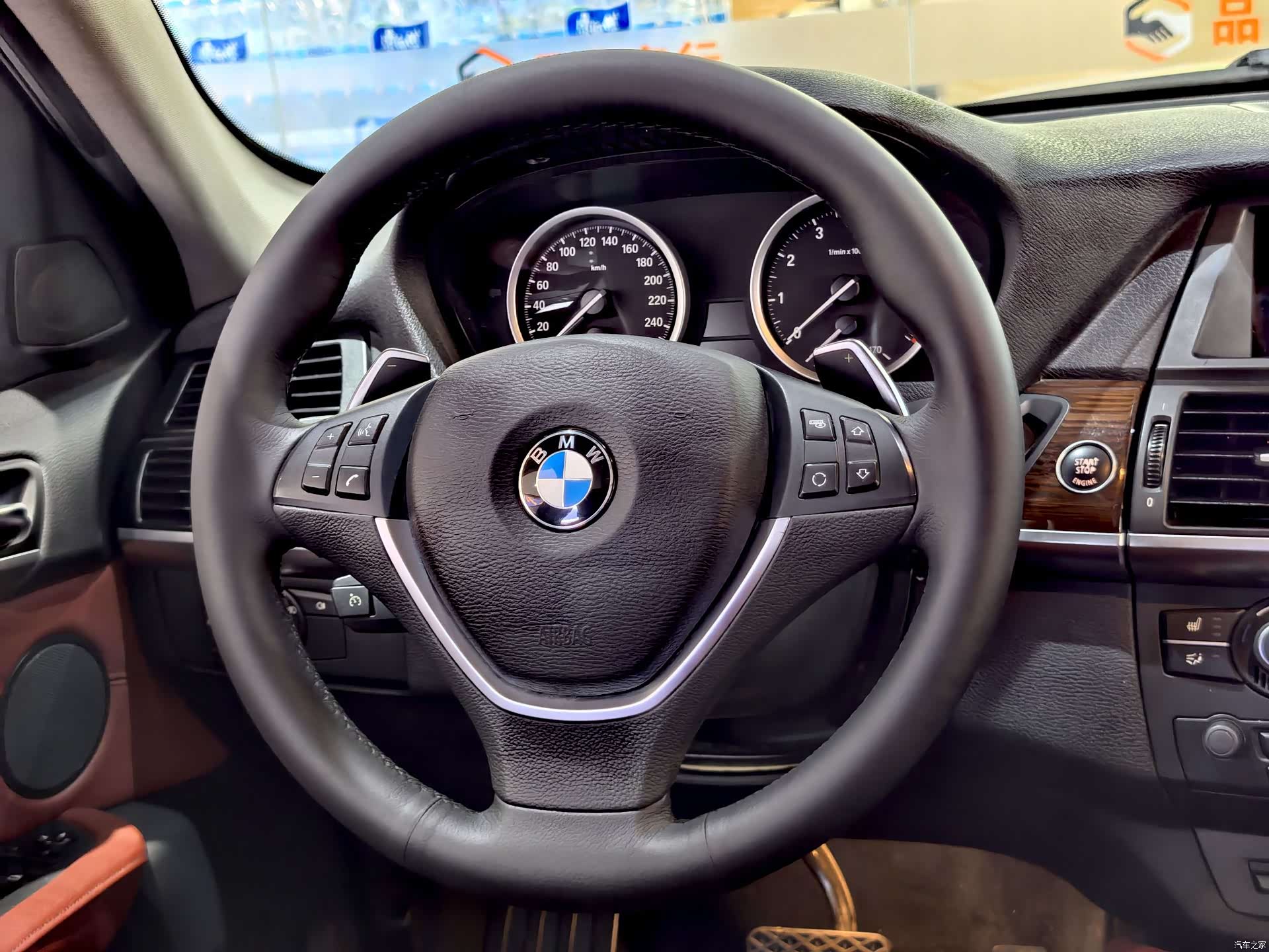 BMW X6, 2015 9