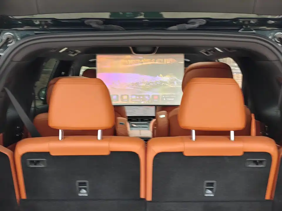 AITO Ask the world M9