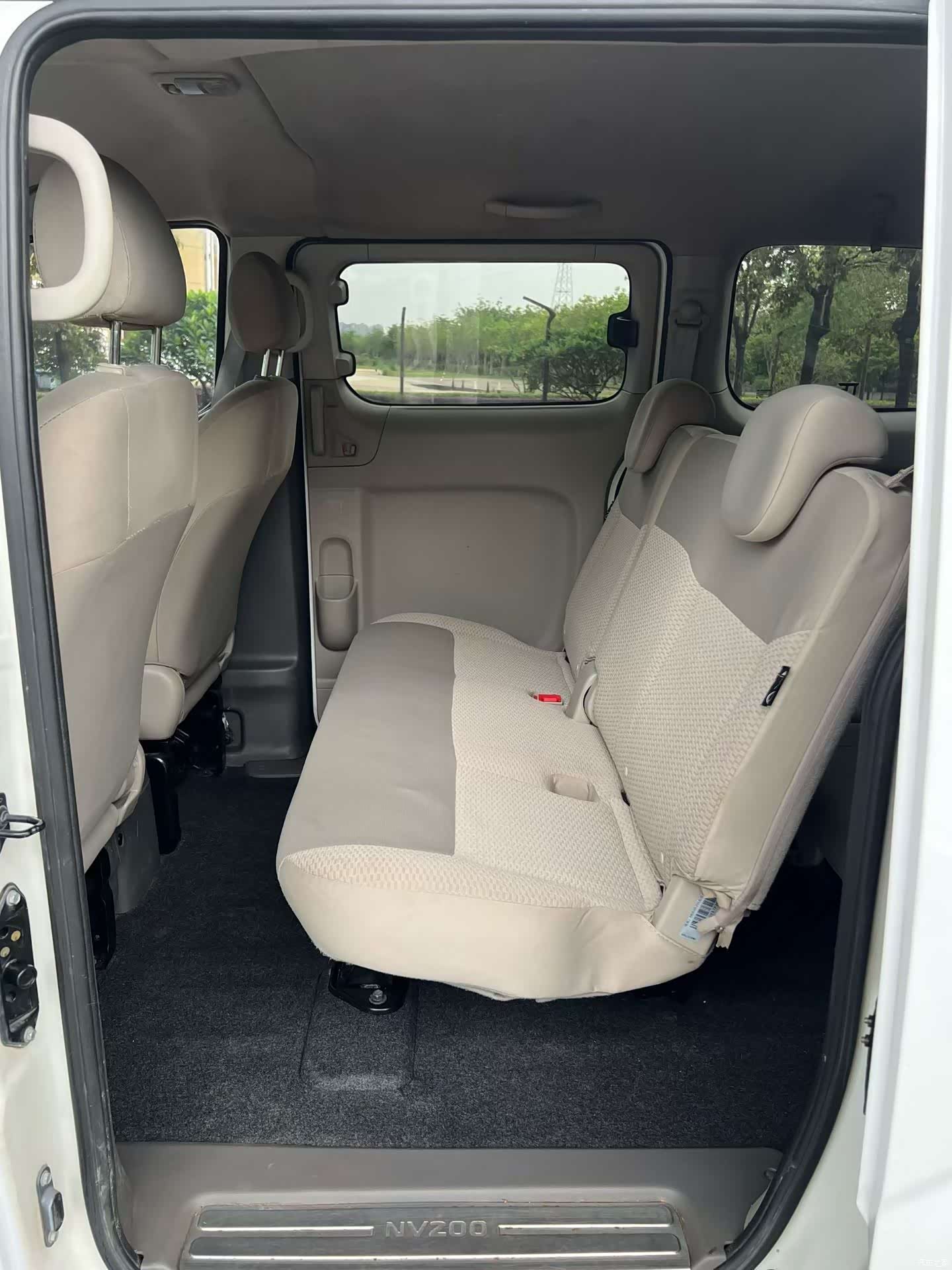 Nissan NV200, 2017 8
