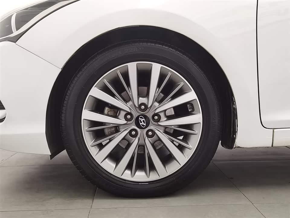 Hyundai Name picture