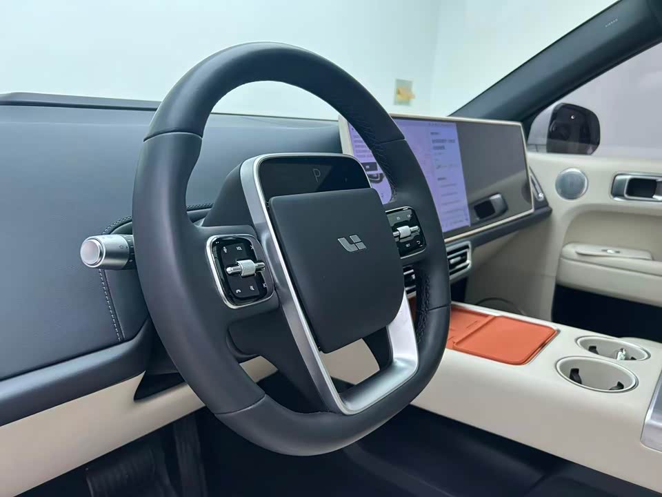 Li Auto Ideal L6