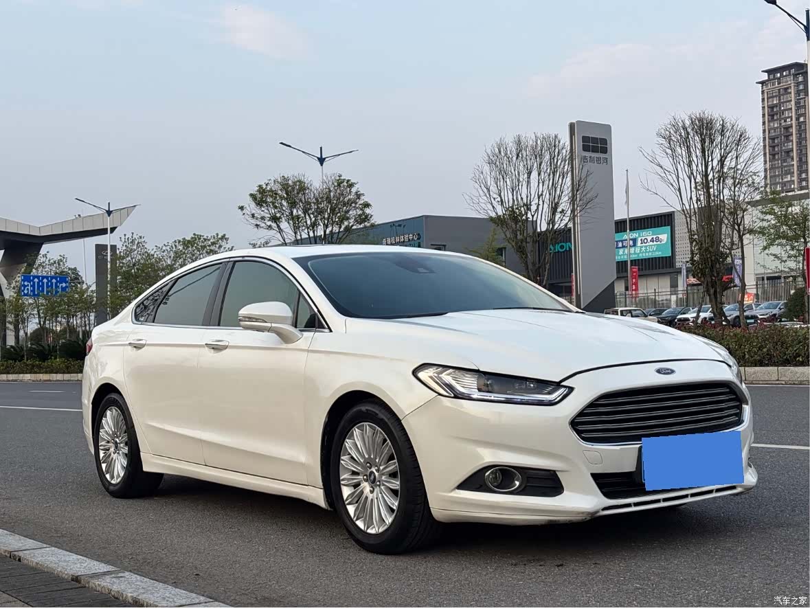 Ford Mondeo, 2015 3