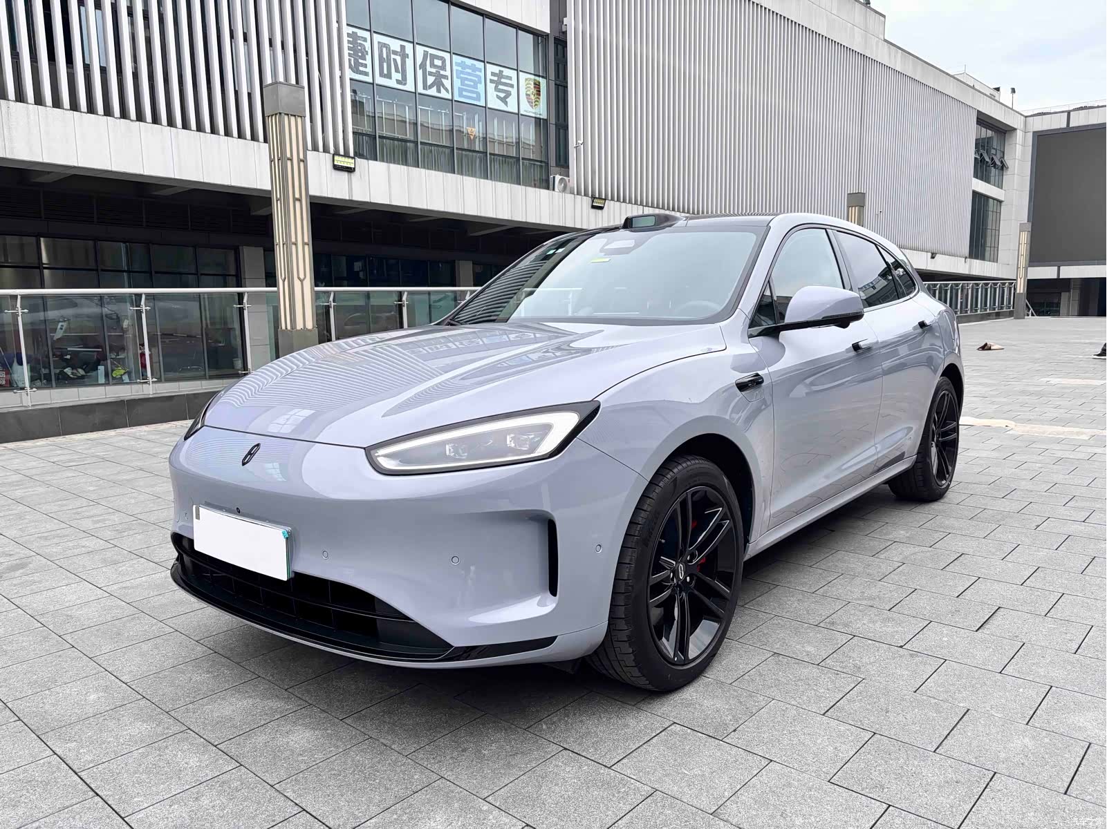 AITO M5, 2025 1
