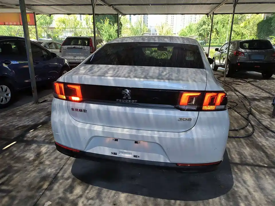 Peugeot 308