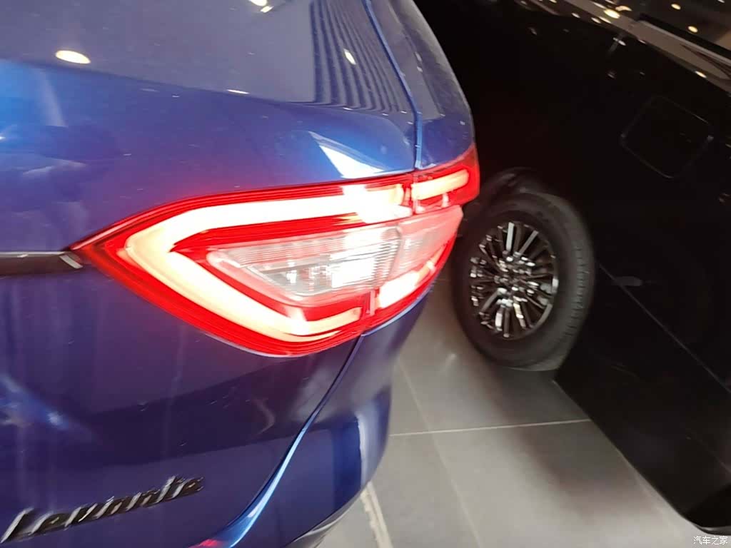 Maserati Levante, 2018 8