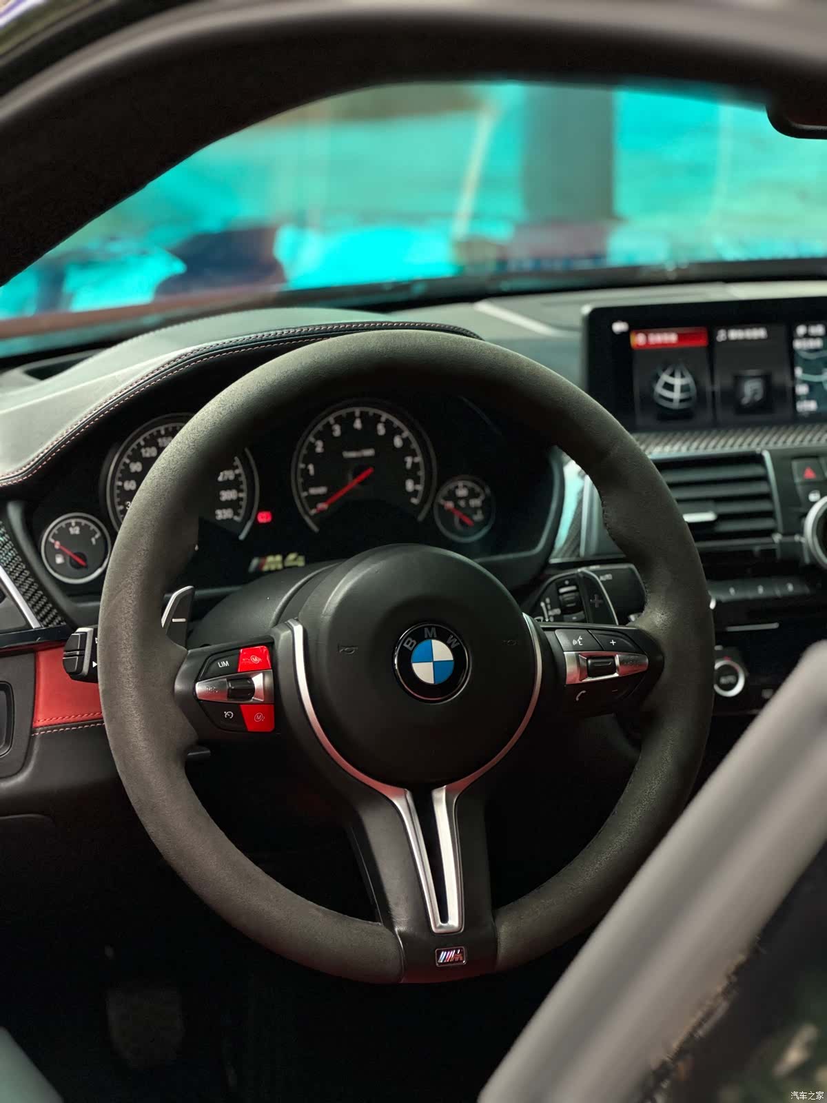 BMW M4, 2019 9