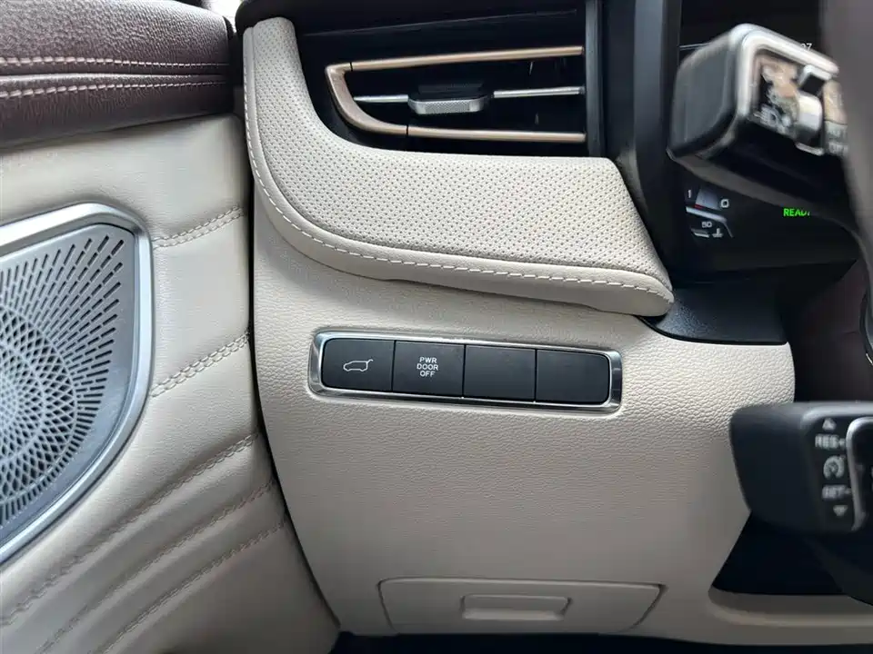 Hongqi HQ9 Hongqi HQ9