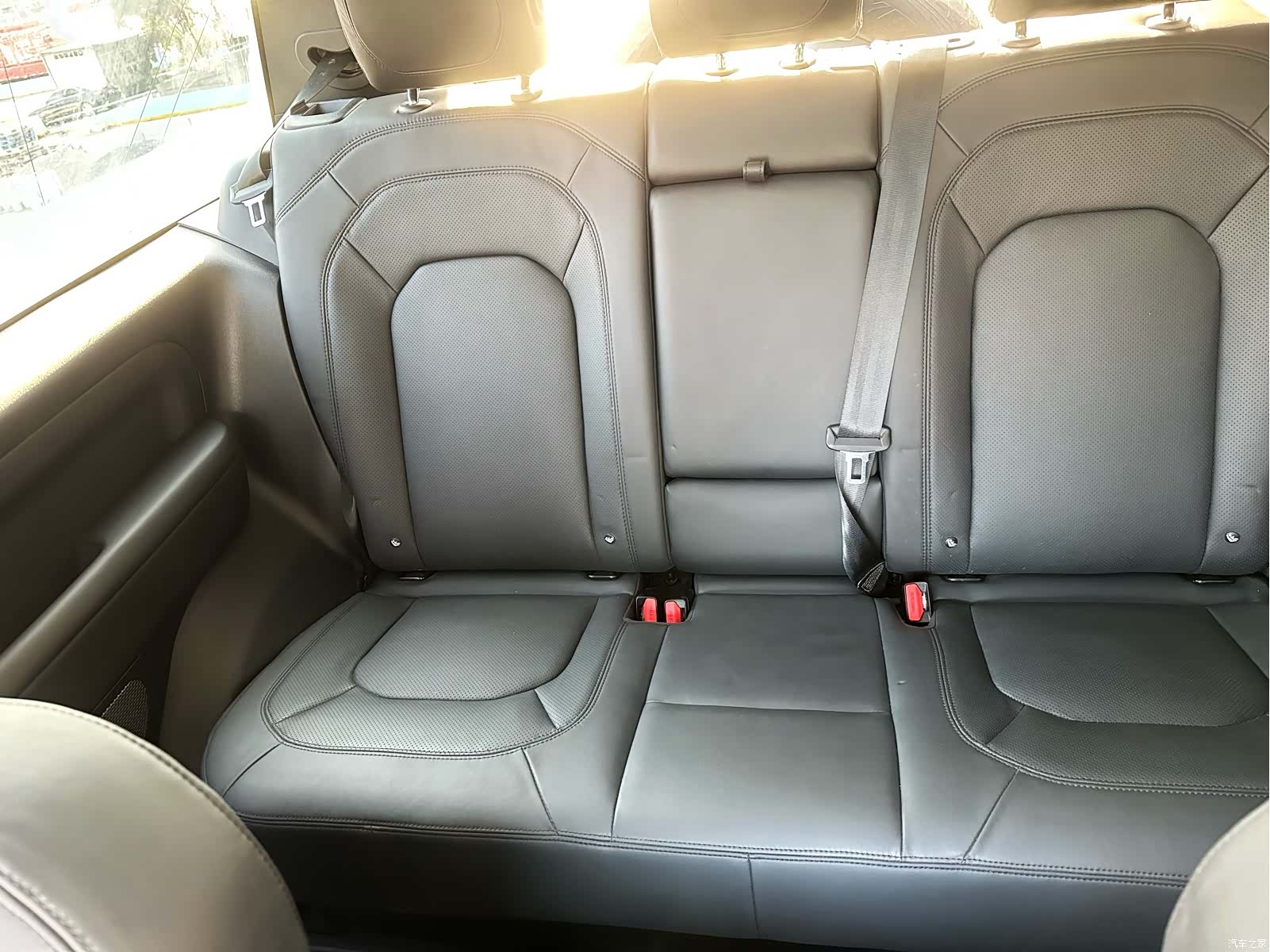 Land Rover Defender, 2022 11