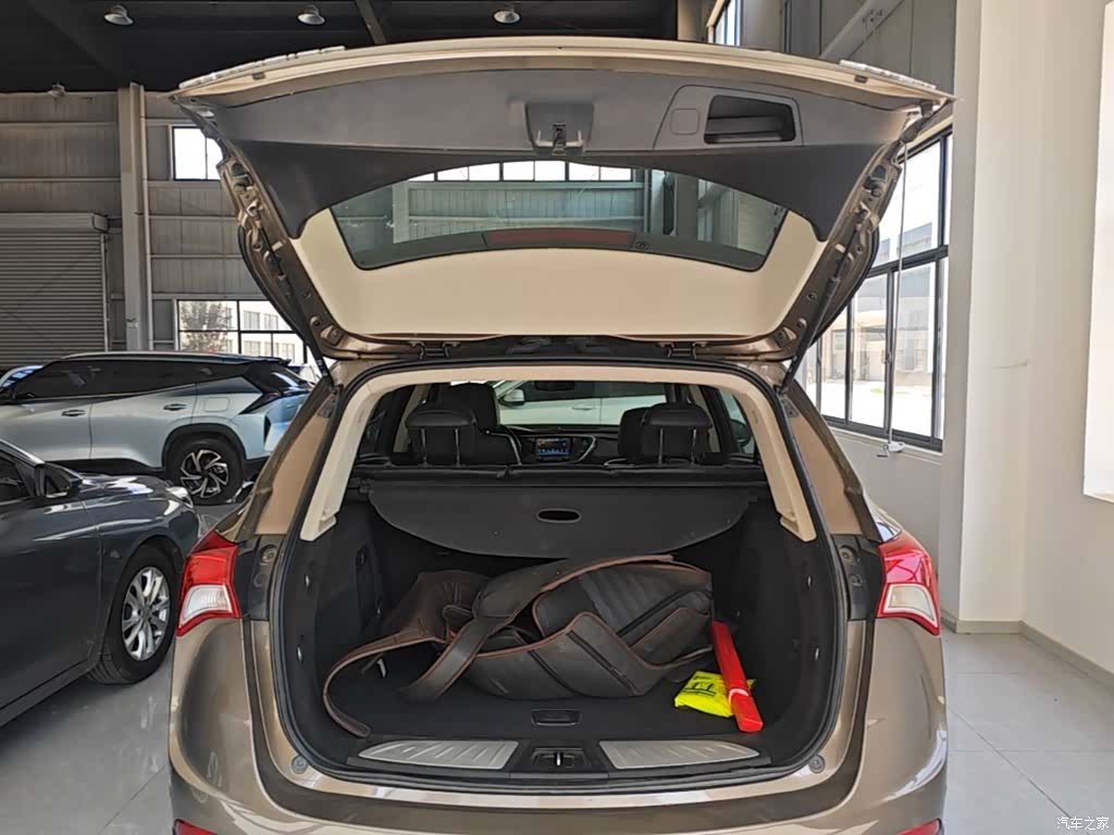 Buick Envision Plus, 2020 19