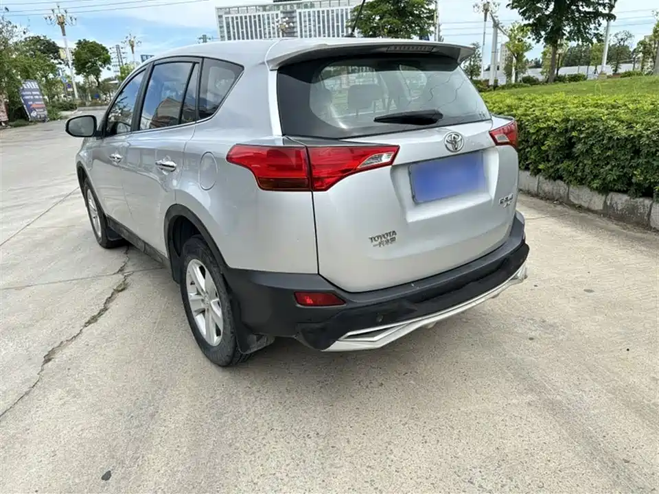 Toyota RAV4 Rongfang