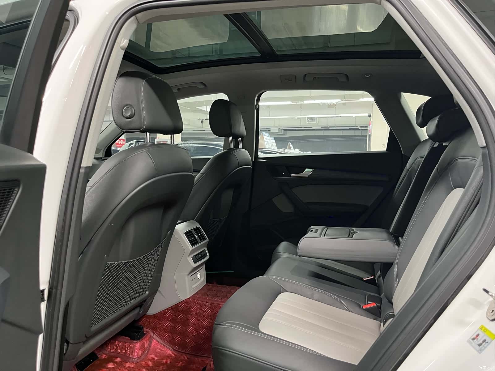 Audi Q5L, 2019 6