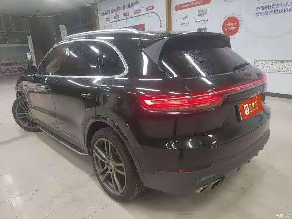 Porsche Cayenne, 2018 4