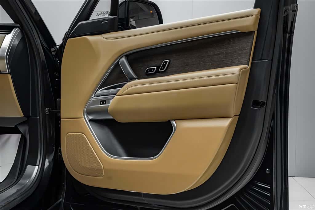 Land Rover Range Rover, 2022 14