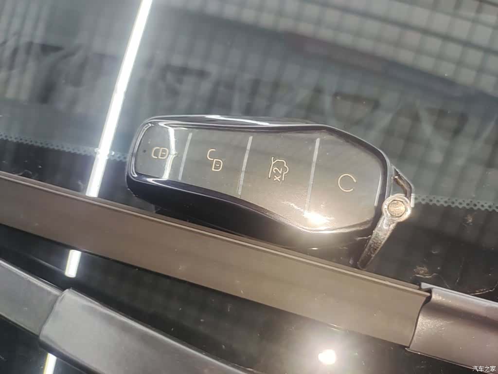 BYD Dolphin, 2024 9