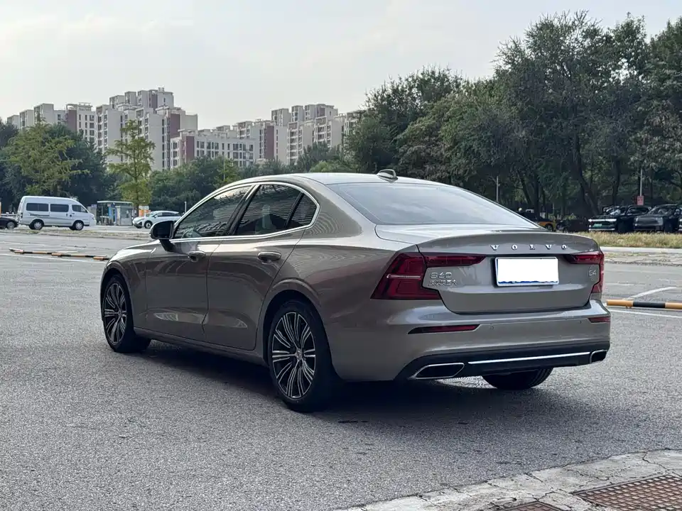 Volvo S60