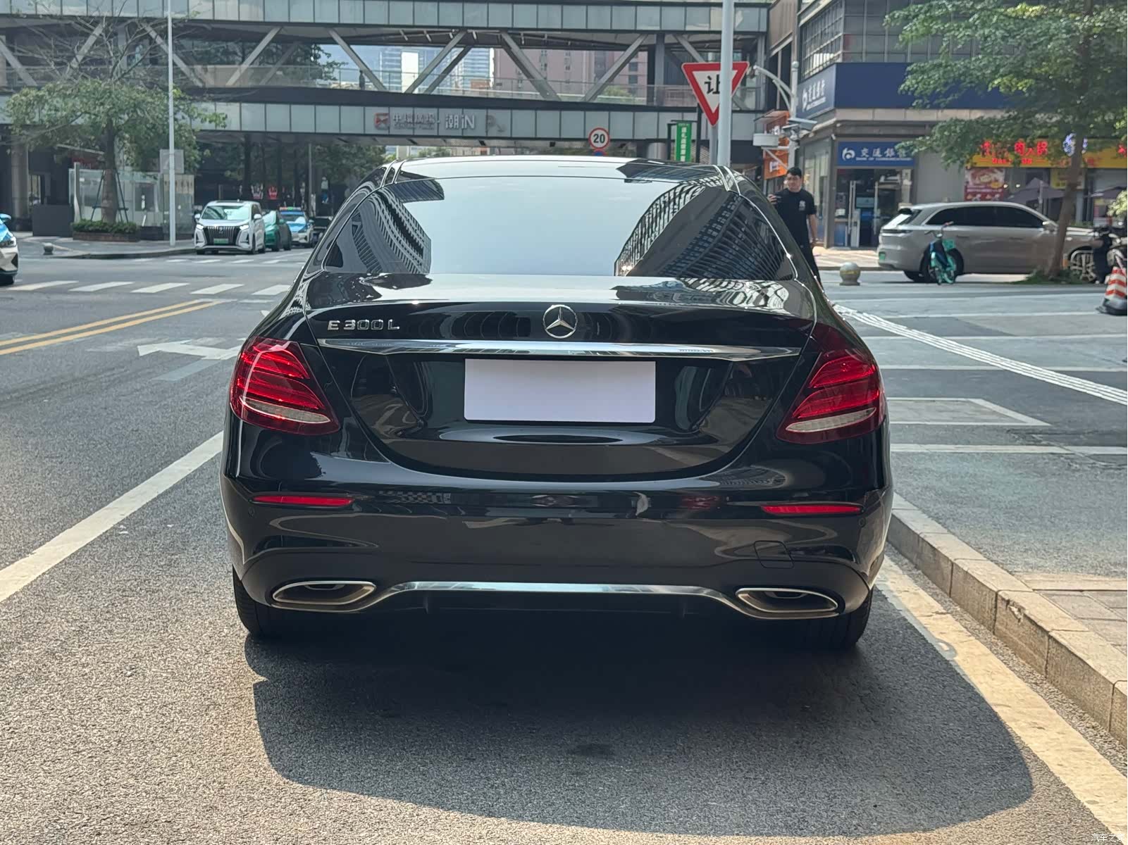 Mercedes-Benz E-Class, 2019 7