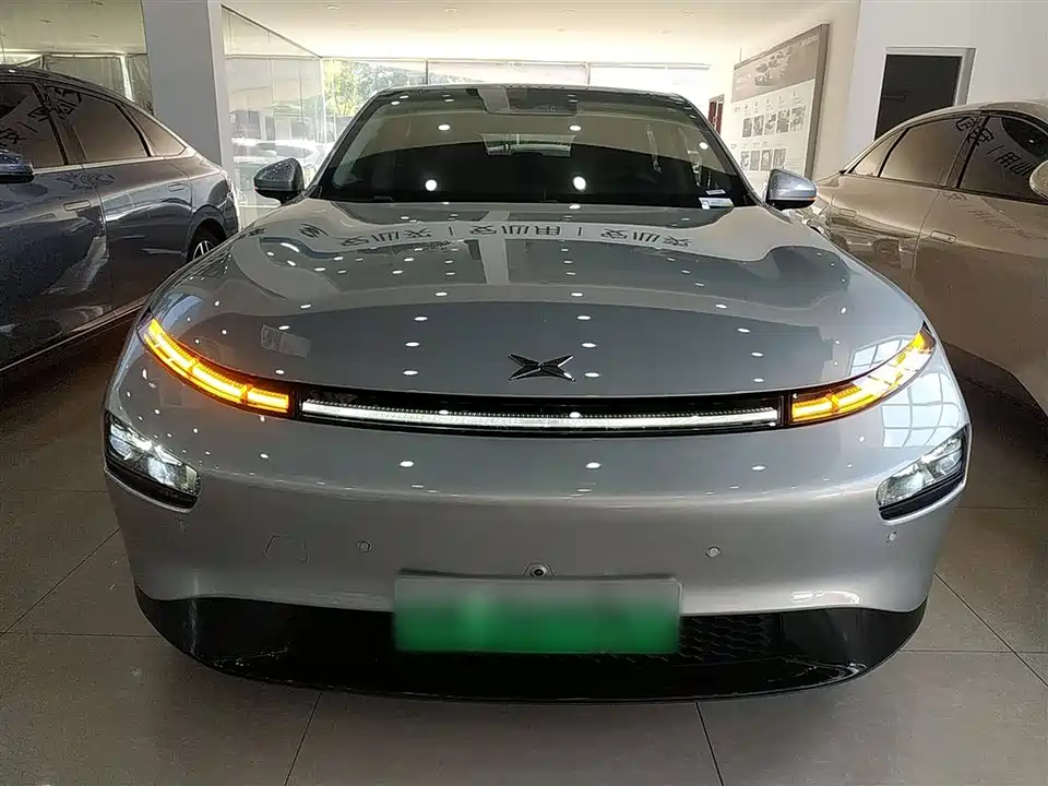 XPENG P7