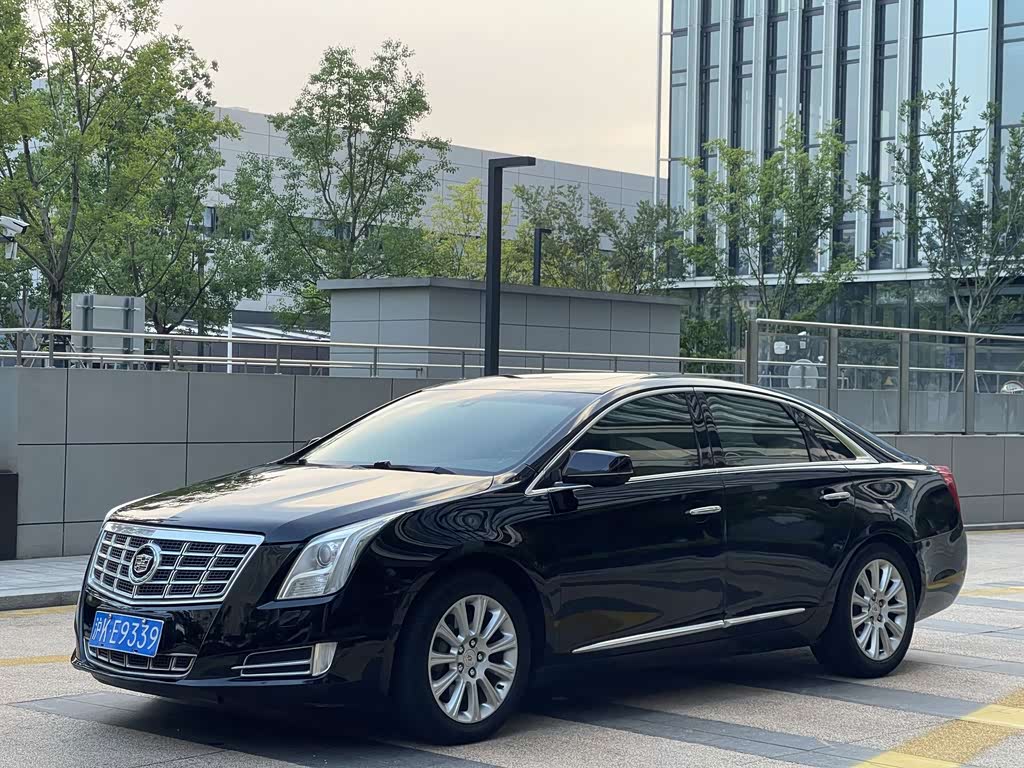 Cadillac XTS