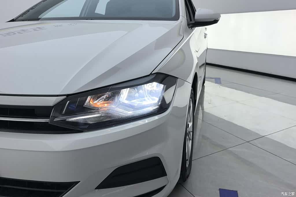 Volkswagen Polo, 2020 все фото